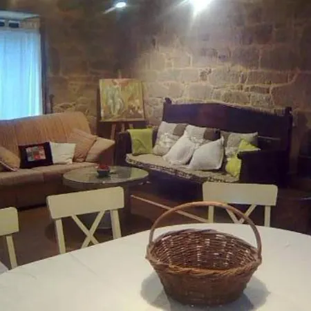 House - 5 Bedrooms - 07486 Ferienhaus