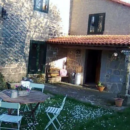 House - 5 Bedrooms - 07486 * A Estrada